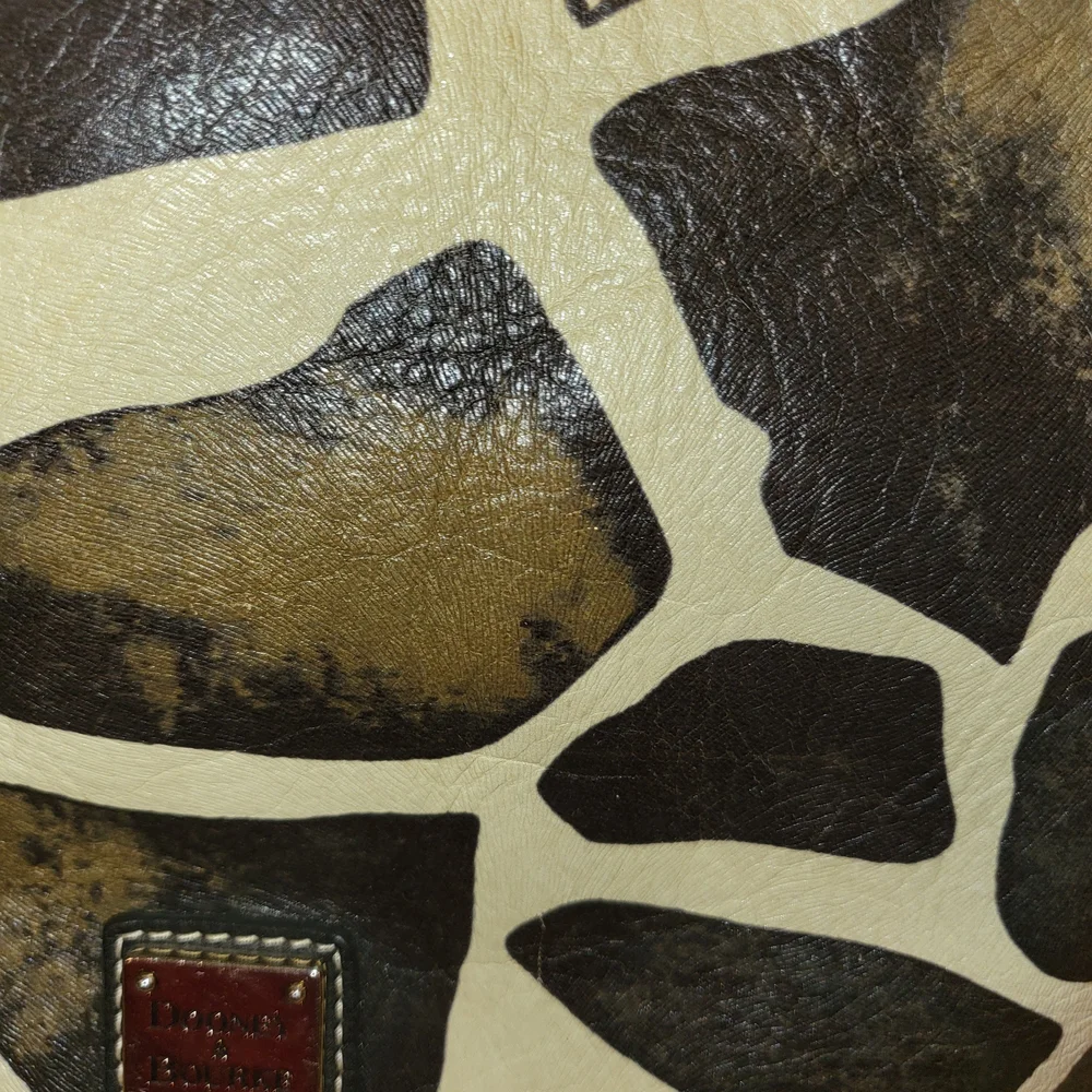 Dooney & Bourke Giraffe Print Brown Cream Shoulder Bag - Picture 4 of 11